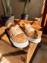 Load image into Gallery viewer, The Skye Sneakers-6