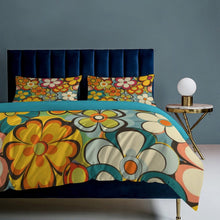 Load image into Gallery viewer, Groovy Floral Hippie Reversible 3-Piece Bedding Set (1 Duvet Cover + 2 Pillow Shams) – 102"×90"
