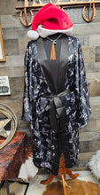 Load image into Gallery viewer, Ranch Life Women's Lounge Kimono Robe
