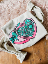 Load image into Gallery viewer, Box of Turquoise - Graphic Top