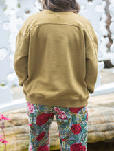 Load image into Gallery viewer, Rodeo Q Olive Pullover