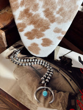 Load image into Gallery viewer, The Rena Begay Naja Navajo Pearl Necklace