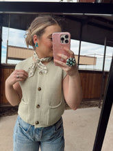 Load image into Gallery viewer, The Saline Sweater Vest EXTRA SMALL