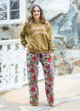 Load image into Gallery viewer, Rodeo Q Olive Pullover