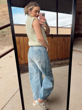 Load image into Gallery viewer, The Saline Sweater Vest EXTRA SMALL