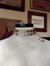 Load image into Gallery viewer, The Horseshoe Medallion Necklace - SILVER
