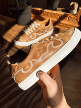 Load image into Gallery viewer, The Skye Sneakers-6
