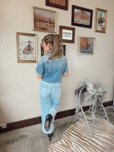 Load image into Gallery viewer, The Fiona Jeans in Light Wash