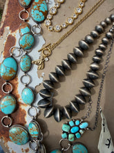 Load image into Gallery viewer, The Filly Necklace in Gold