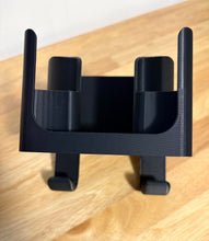 Load image into Gallery viewer, Vehicle Headrest Caddy