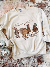 Load image into Gallery viewer, Ropin' - Graphic Top