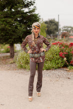 Load image into Gallery viewer, El Rodeo Button Up