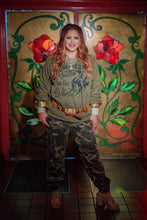 Load image into Gallery viewer, 10 Greatest Days Pullover