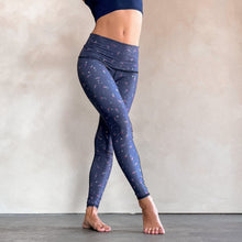 Load image into Gallery viewer, Pixie Rose Hot Pant