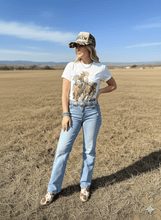 Load image into Gallery viewer, Desert Spirit Graphic Tee