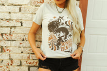 Load image into Gallery viewer, Donald Trump Retro Graphic Tee