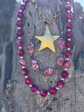 Load image into Gallery viewer, Gold Wild Rose Agate Beaded Necklace