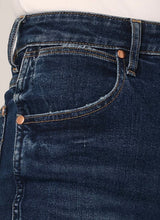 Load image into Gallery viewer, Wrangler Wild West 603 Wild Ride Jeans- 25, 26, + 27
