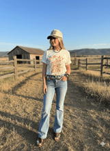 Load image into Gallery viewer, Prayer Warrior Graphic Tee