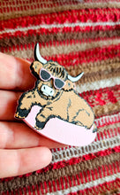 Load image into Gallery viewer, Bag of 25 -Boutique 3d Printed Package Inserts Hot Highland Cow Made in America