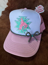 Load image into Gallery viewer, Turquoise and Pearl Bow Trucker Hat Chain