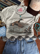 Load image into Gallery viewer, Vintage Duck Graphic Tee