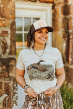 Load image into Gallery viewer, Vintage Duck Graphic Tee