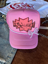 Load image into Gallery viewer, White Pearl Bow Trucker Hat Chain