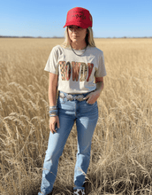 Load image into Gallery viewer, Y'alternative Howdy Graphic Tee