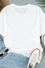 Load image into Gallery viewer, MAMA Leopard Heart Graphic Tee Shirt