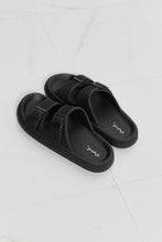 Load image into Gallery viewer, Qupid Comfy Casual Rubber Slide Sandal in Black
