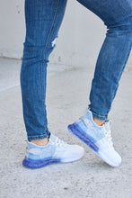 Load image into Gallery viewer, Forever Link Gradient Lace-Up Mesh Breathable Athletic Shoes