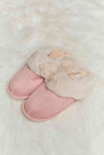 Load image into Gallery viewer, Melody Fluffy Indoor Slippers