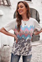 Load image into Gallery viewer, Printed Round Neck Tunic Tee