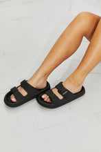 Load image into Gallery viewer, Qupid Comfy Casual Rubber Slide Sandal in Black