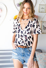 Load image into Gallery viewer, Leopard Cutout Short Sleeve Top