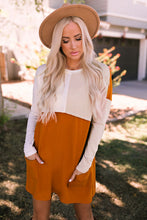Load image into Gallery viewer, Color Block Round Neck Longline Top with Pockets