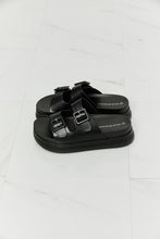 Load image into Gallery viewer, WILD DIVA Vacay Vibe Platform Sandals