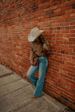 Load image into Gallery viewer, The Happi Jeans 31

