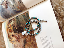Load image into Gallery viewer, The Stretchy Navajo Pearl Bracelet

