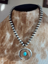 Load image into Gallery viewer, The Rena Begay Naja Navajo Pearl Necklace

