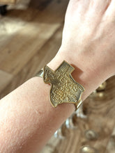 Load image into Gallery viewer, The Gold Bracelet
