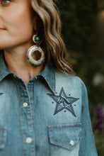 Load image into Gallery viewer, American Mustang Button Up
