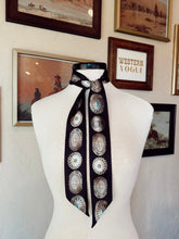 Load image into Gallery viewer, The Big Concho Twilly in Black
