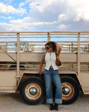 Load image into Gallery viewer, The Fiona Jeans in Dark Wash
