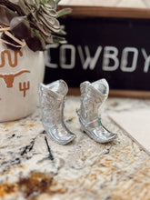 Load image into Gallery viewer, The Boot Salt &amp; Pepper Shakers
