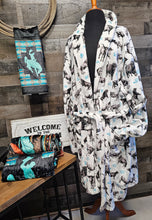 Load image into Gallery viewer, Cattle and Brands Women's Western Bath Robe
