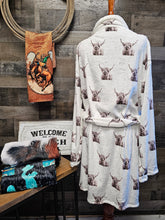Load image into Gallery viewer, Silly Highland Cow Women&#39;s Western Bath Robe
