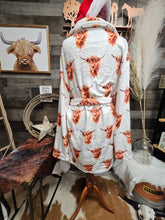 Load image into Gallery viewer, Highland Cow Women's Western Bath Robe
