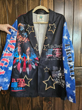 Load image into Gallery viewer, ULTRA MAGA TRUMP MEN&#39;S BLAZER
